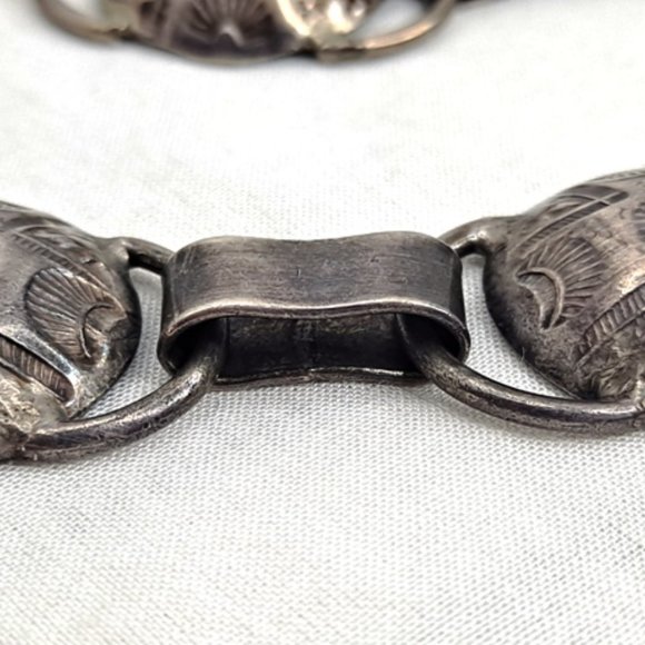 VINTAGE ~ AUTHENTIC CONCHO BELT ~ TEPEES & SUNBURSTS ~ 44.5" ~ OLD PAWN SILVER - Picture 10 of 14